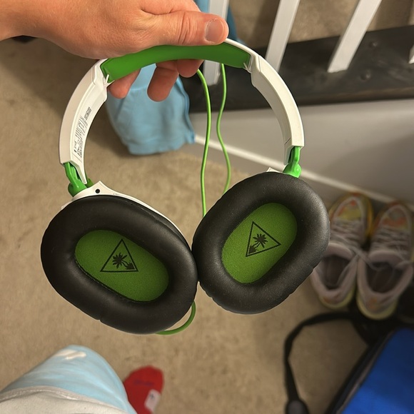 Turtle Beach Gaming Headset - Picture 2 of 6